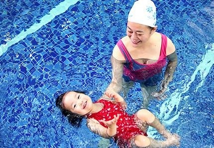 酷游亲子游泳馆